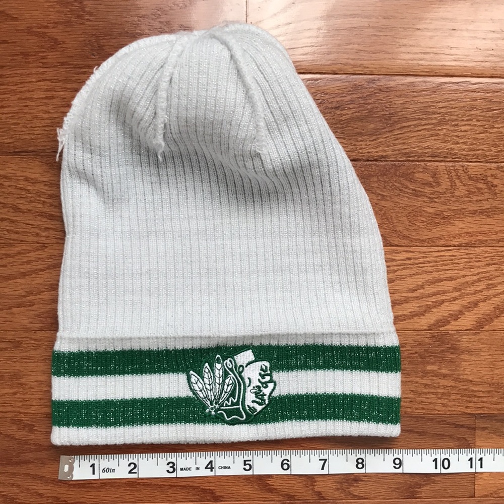 Blackhawks Hat - Picture 11 of 13